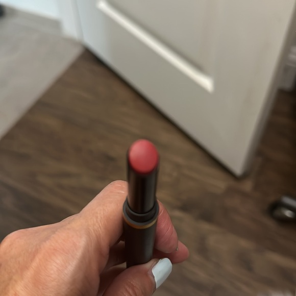 MAC LIPSTICK - Picture 3 of 3